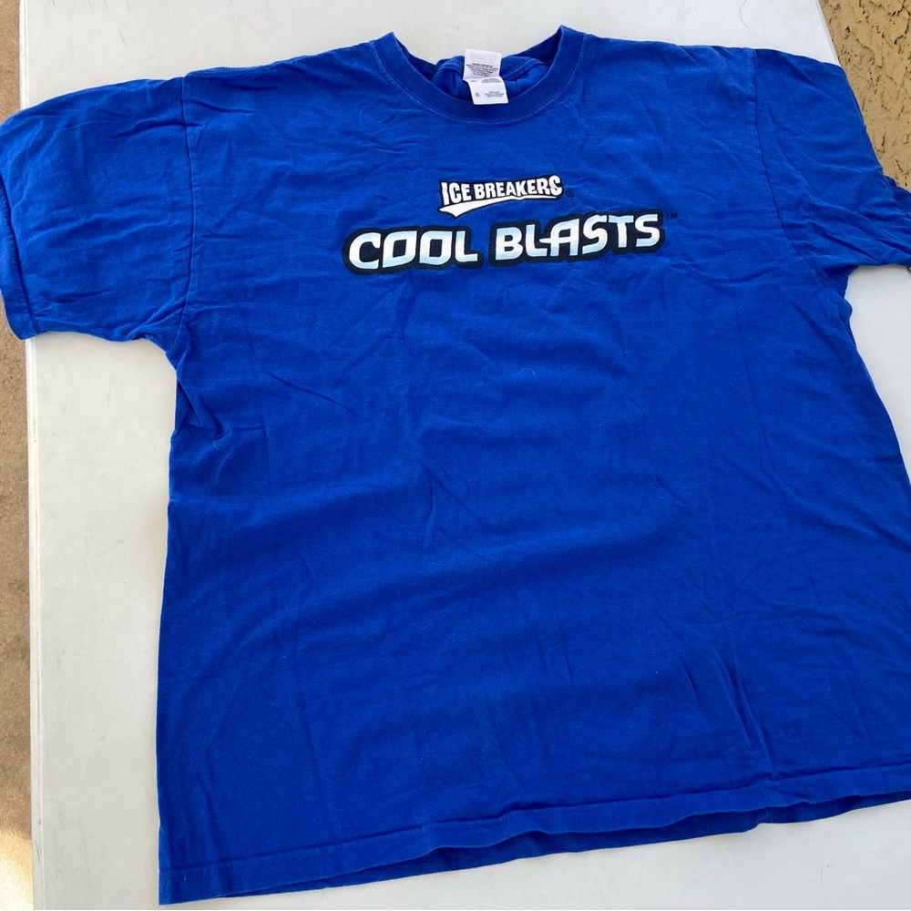 Ice Breakers Cool Blasts Promo Graphic Tee XL Blue Candy Brand T Shirt Logo